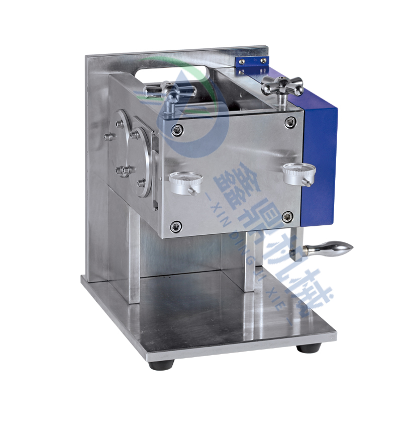 1752893812178395.jpg 对辊机设备.jpg